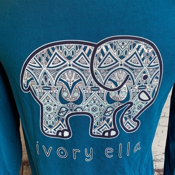 Ivory Ella Bundle: Oversized Hoodie Sweatshirt & Long Sleeved T-Shirt Cozy Comfy - Picture 10 of 16